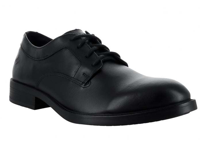 Zapato formal de cuero negro para hombre con agujetas y suela plana.