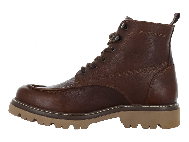 Bota casual color tan de material sintético con suela gruesa y cordones para Hombre.