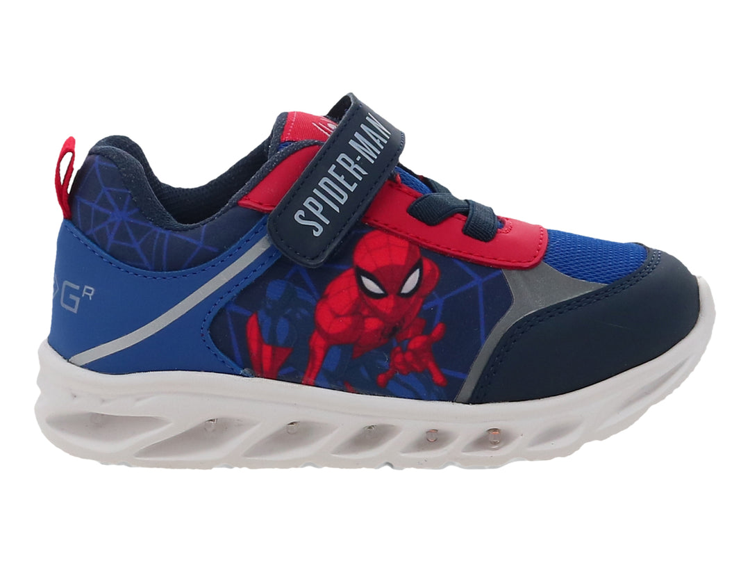 Tenis deportivos para niño en color azul cobalto con diseño de Spider-Man y suela blanca.