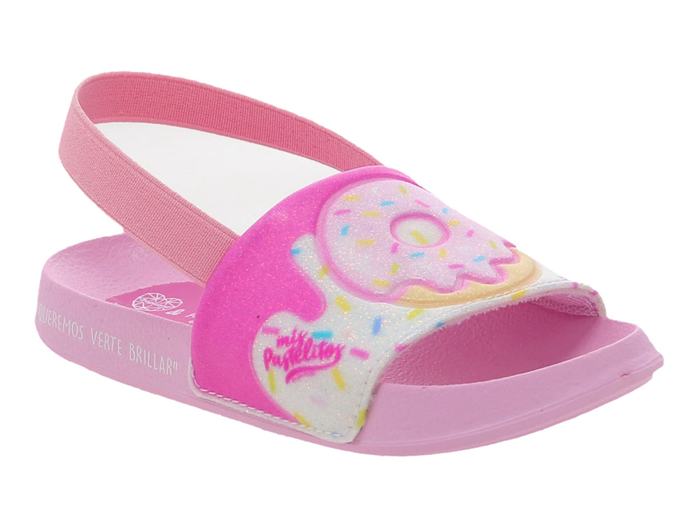 Sandalia rosa para niña con correa elástica y adorno frontal de pastelito colorido.