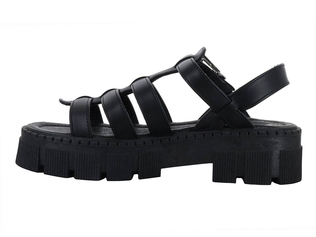 Sandalia negra de plataforma con suela track y correa ajustable con hebilla plateada.