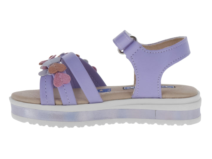 Sandalias lila para niña con plataforma blanca y adornos de corazones en tonos rosa y lila.