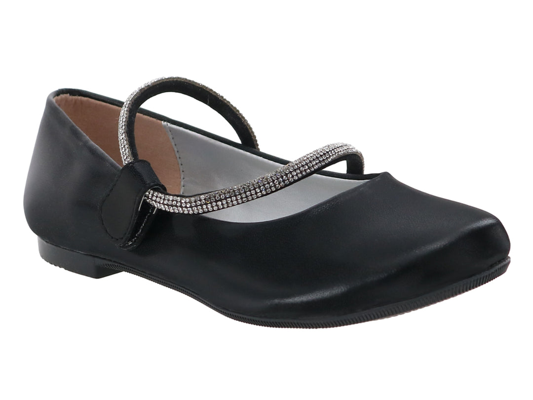 Zapato plano tipo bailarina color negro con correa decorada con brillantes.