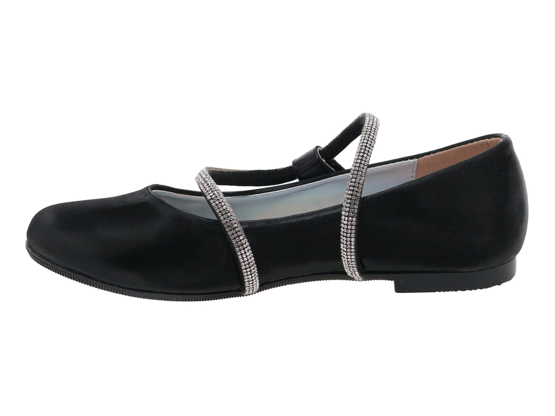 Zapato plano tipo bailarina color negro con correa decorada con brillantes.