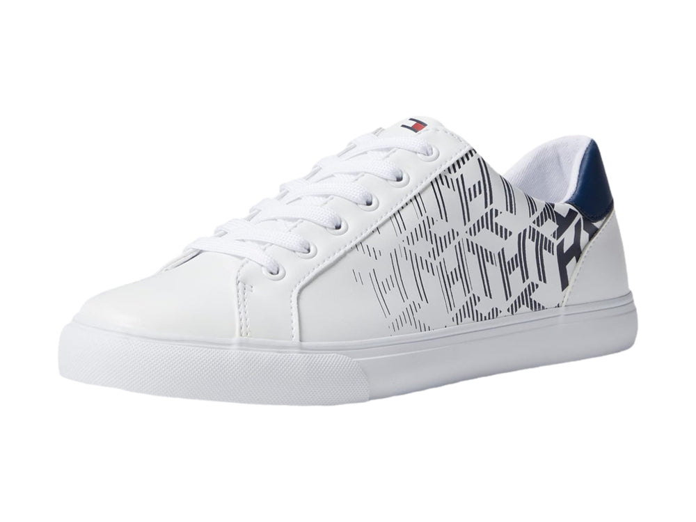 Tenis Tommy Hilfiger color blanco con estampado geométrico en azul marino y suela blanca.