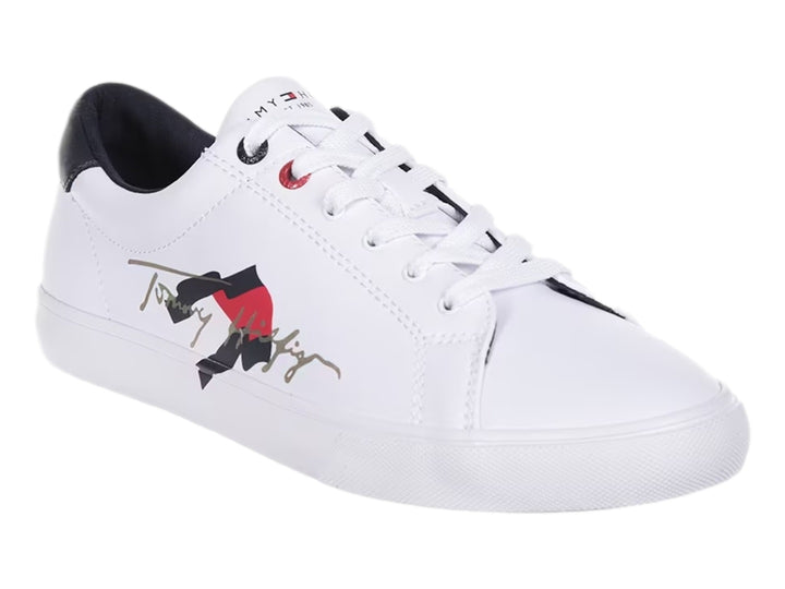 Tenis blancos Tommy Hilfiger para mujer con detalles en negro y logotipo en el costado.