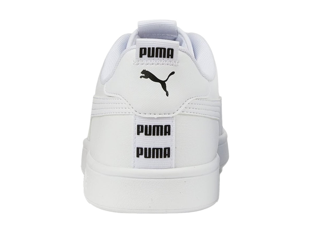Tenis PUMA Smash V2 Tape en color blanco total con suela blanca y cordones.