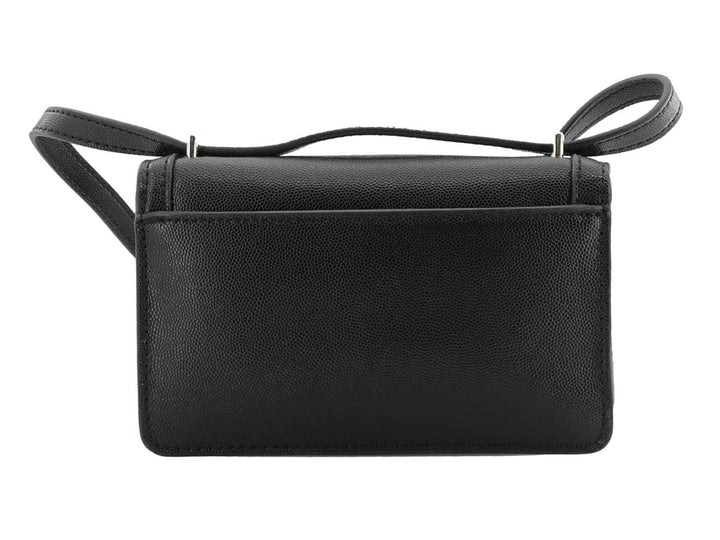 Bolso negro de cuero con detalles de cristales y placa dorada de Karl Lagerfeld.