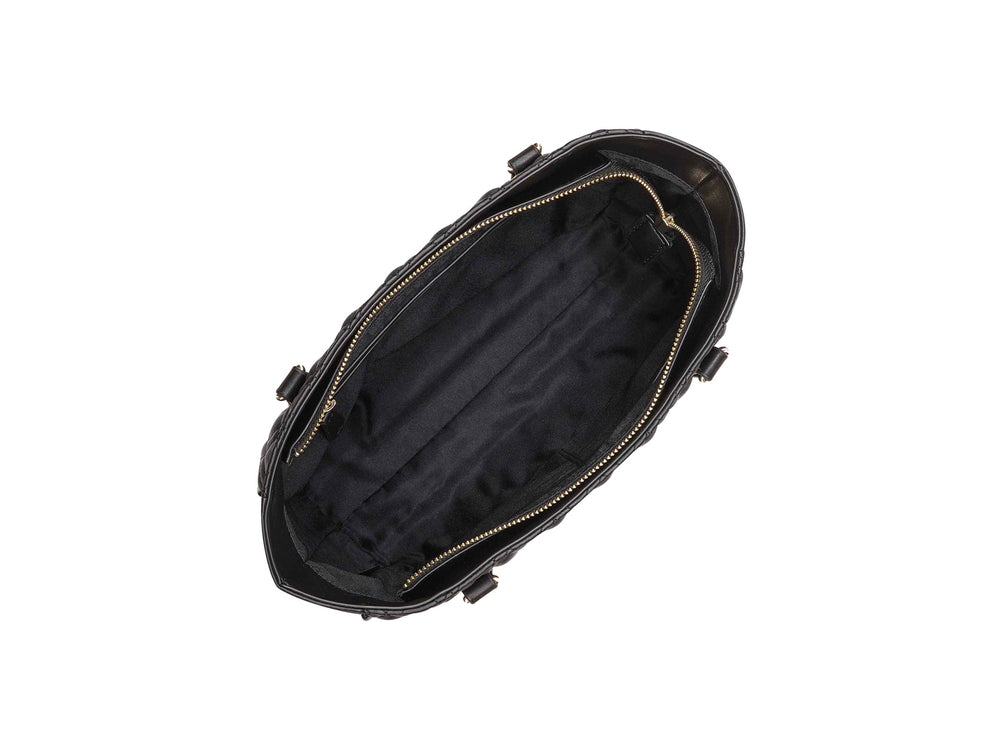 Bolso tote negro acolchado de Nine West con asas de cadena dorada.