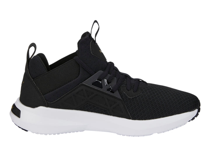 Tenis deportivos PUMA color negro con suela blanca y tejido de malla.