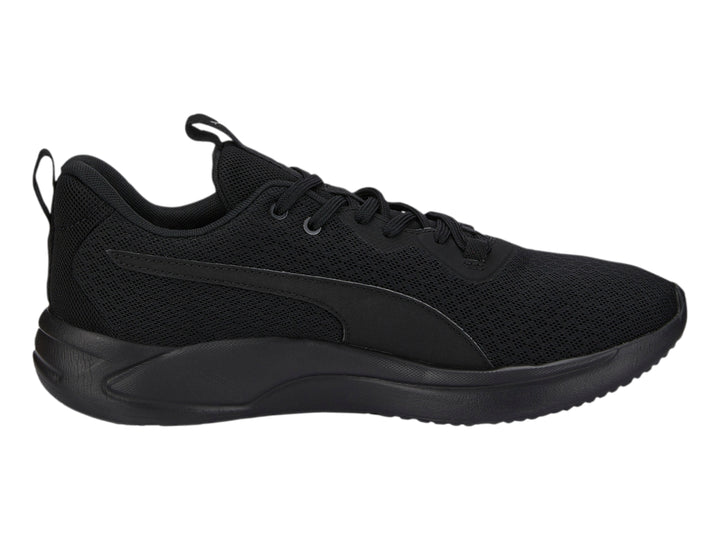 Tenis deportivos PUMA color negro con malla transpirable y suela mate.