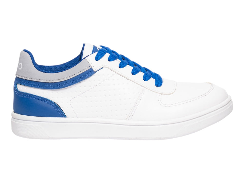 Tenis blancos con cordones y detalles en color azul y gris.