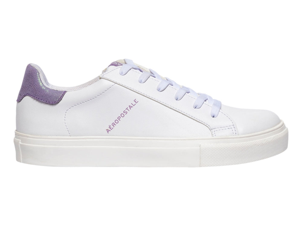 Tenis blancos de Aeropostale con detalles en color lila en el talón y cordones blancos.