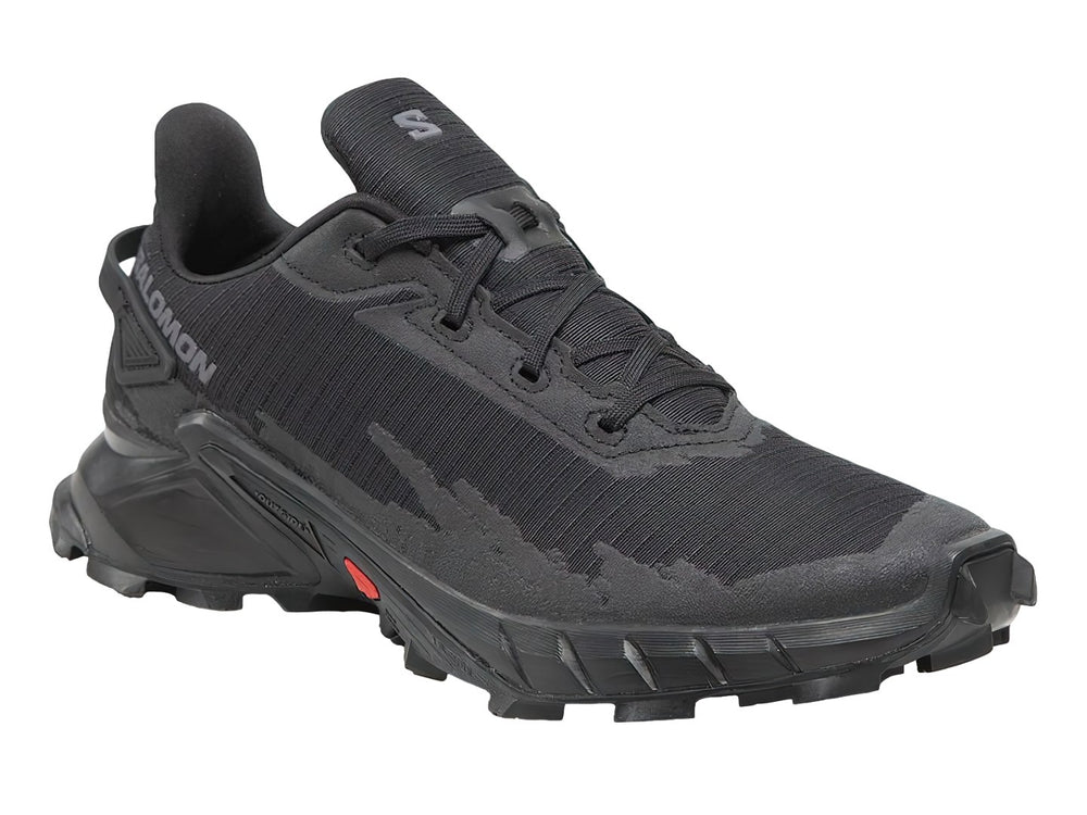 Tenis deportivos Salomon Alphacross en color negro con suela robusta y un pequeño detalle rojo lateral.