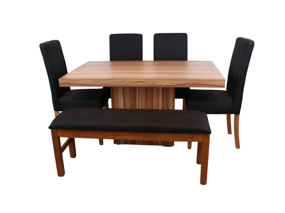 Conjunto de comedor con mesa de madera, cuatro sillas negras y una banca negra.
