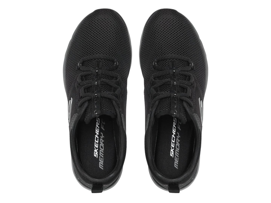 Tenis deportivos Skechers Dynamight 2.0 en color negro total con acabado en malla.