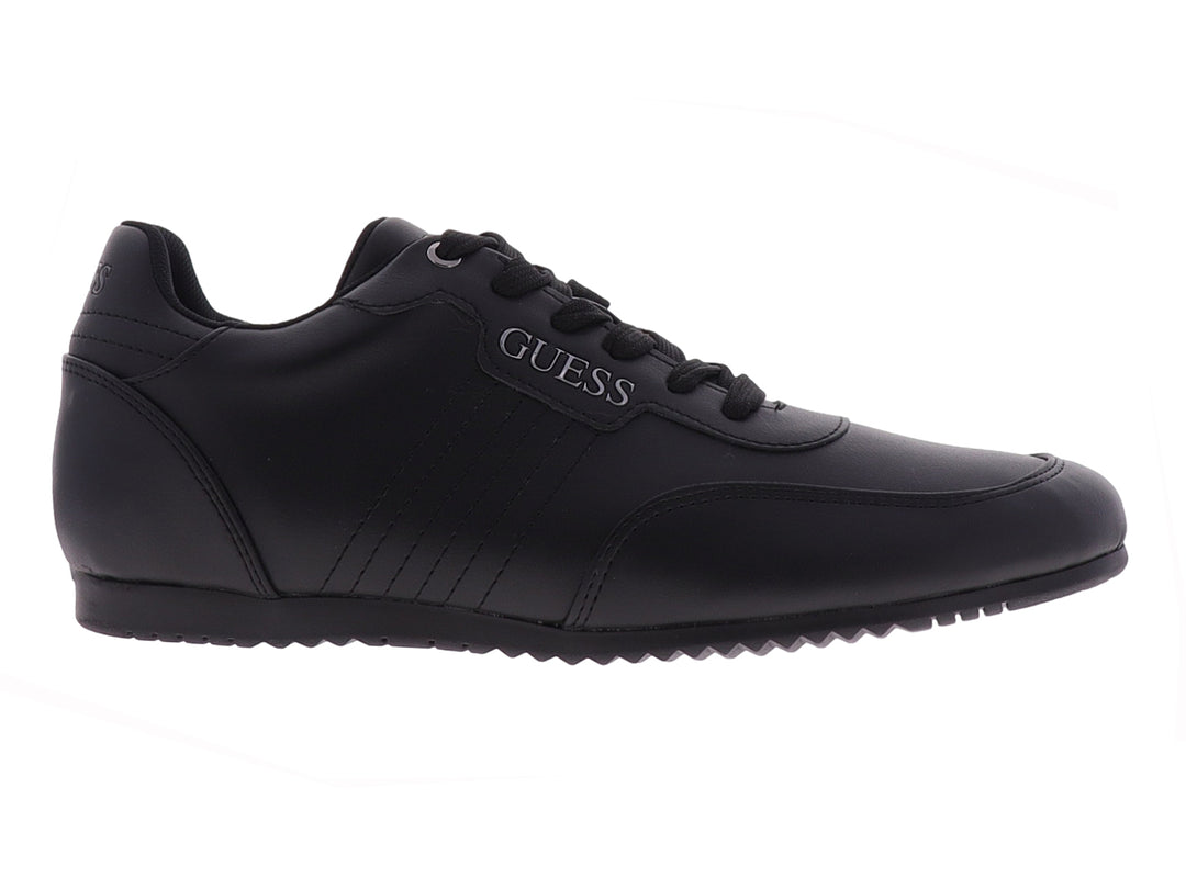 Tenis Guess color negro con agujetas y suela a juego, diseño casual y minimalista.