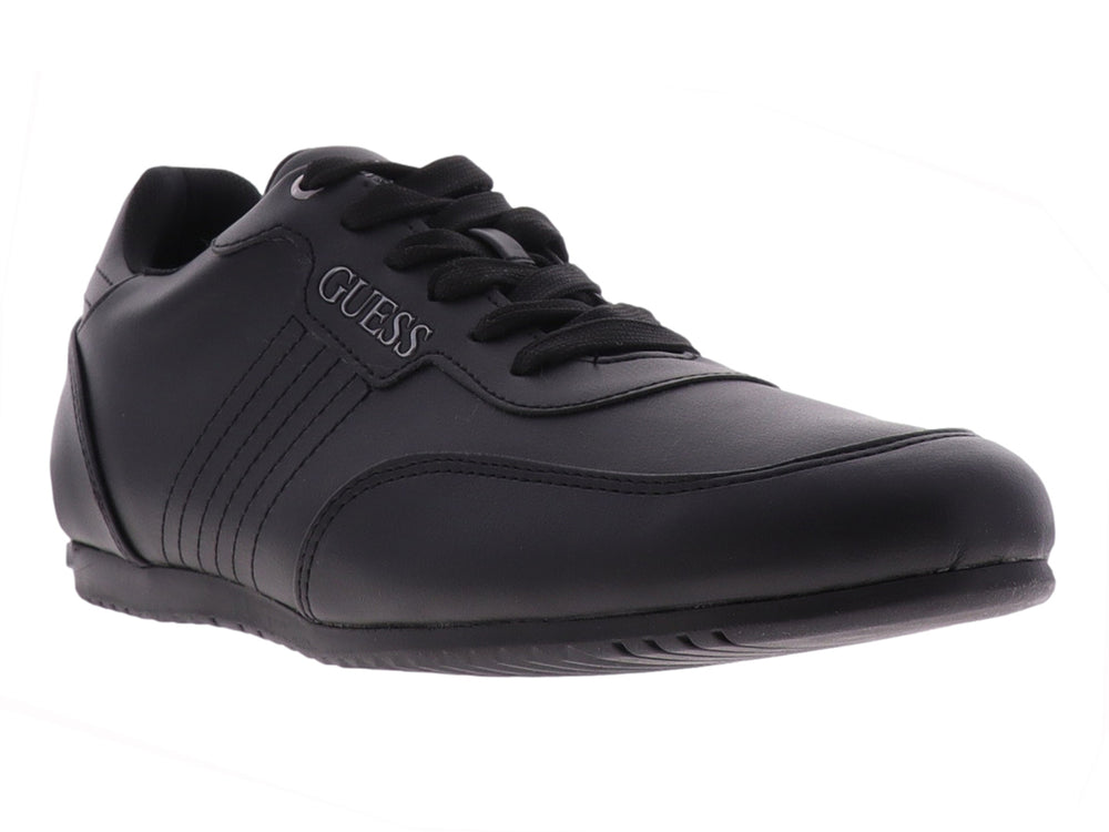 Tenis Guess color negro con agujetas y suela a juego, diseño casual y minimalista.