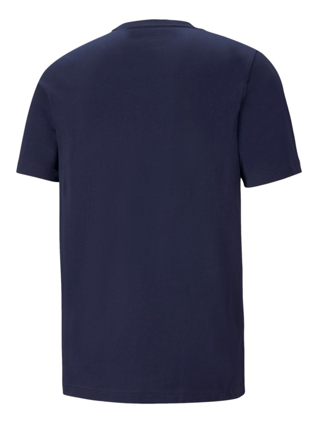 Hombre vistiendo camiseta PUMA de color azul marino con logotipo blanco en el pecho.