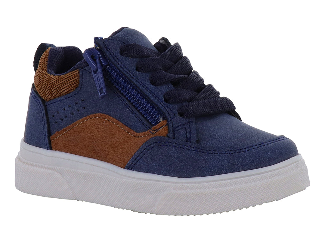 Tenis infantiles color azul marino con detalles en café y suela blanca, con cordones y cierre lateral.