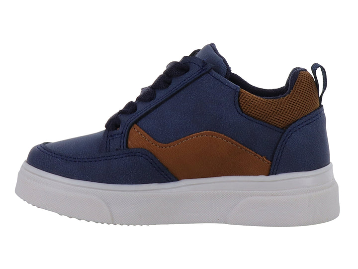 Tenis infantiles color azul marino con detalles en café y suela blanca, con cordones y cierre lateral.