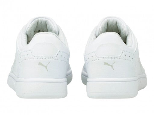 Tenis PUMA Rebound Joy LO AC PS en color blanco total para niños pequeños.
