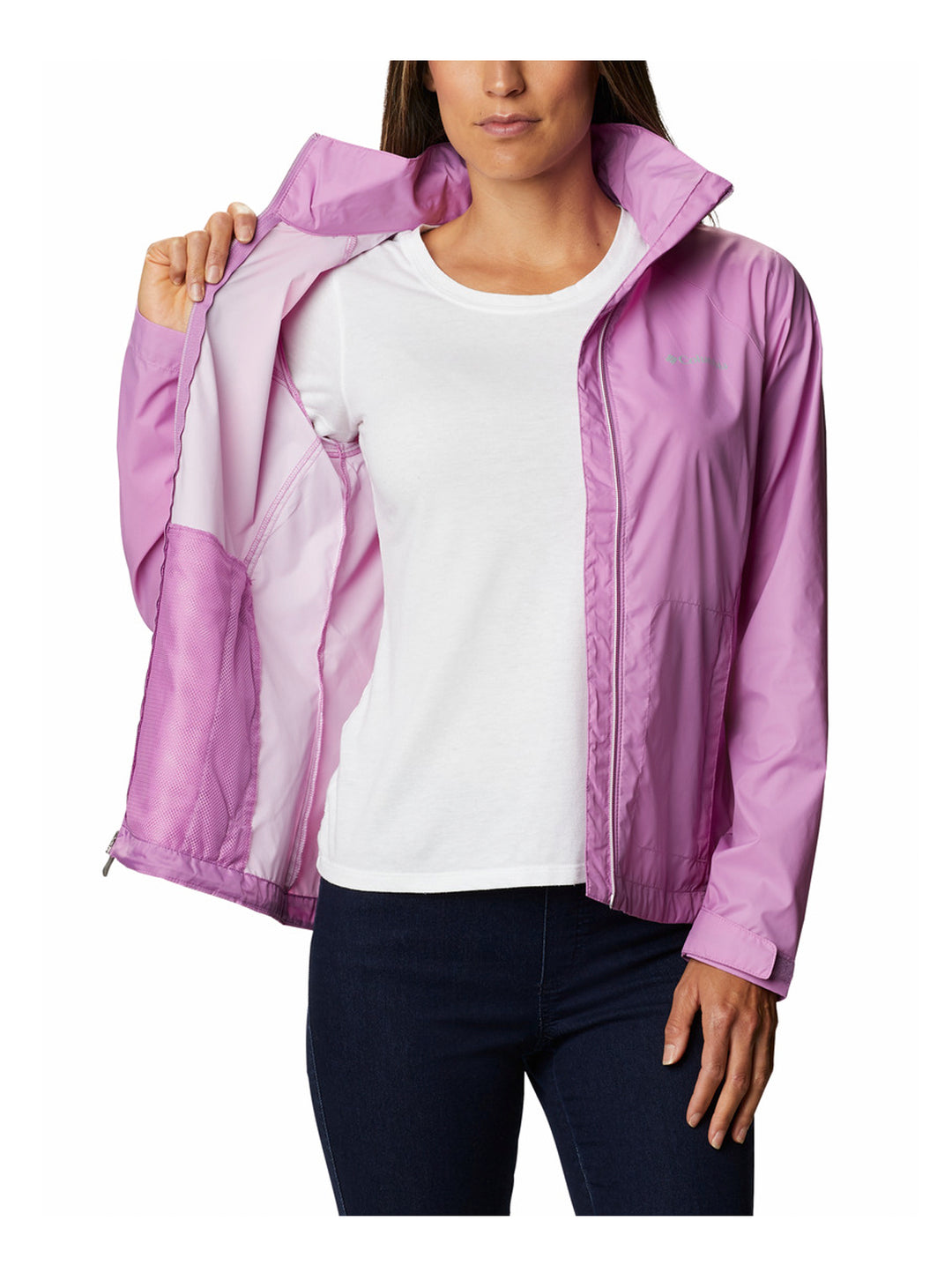 Chaqueta Columbia Switchback III en color rosa blossom para mujer con cierre completo y cuello alto.