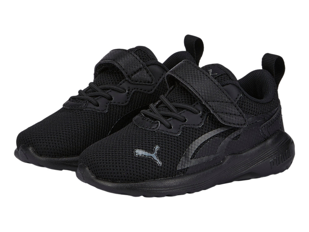 Tenis deportivos PUMA color negro para Niño con cierre de velcro y cordones.