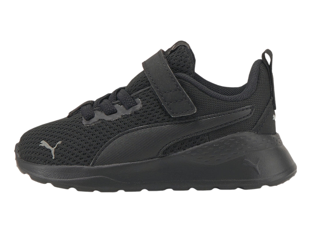 Tenis PUMA Anzarun Lite AC INF en color negro con cierre de velcro y malla transpirable.