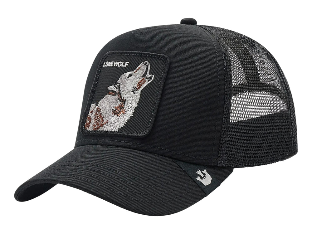 Gorra negra Goorin Bros con parche bordado de un lobo y el texto LONE WOLF.