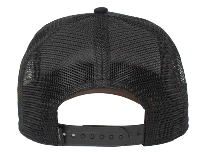 Gorra negra con parche frontal de un perro Rottweiler y el texto BAD BOY.