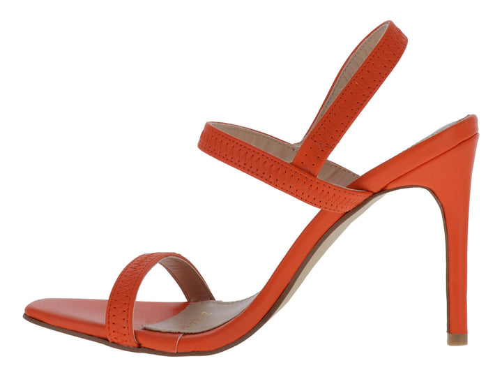 Sandalias de tacón alto color naranja con tiras cruzadas y punta abierta para mujer.