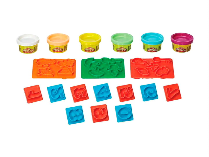 Set de juego educativo Play-Doh Fundamentals Números con moldes coloridos en empaque rectangular.