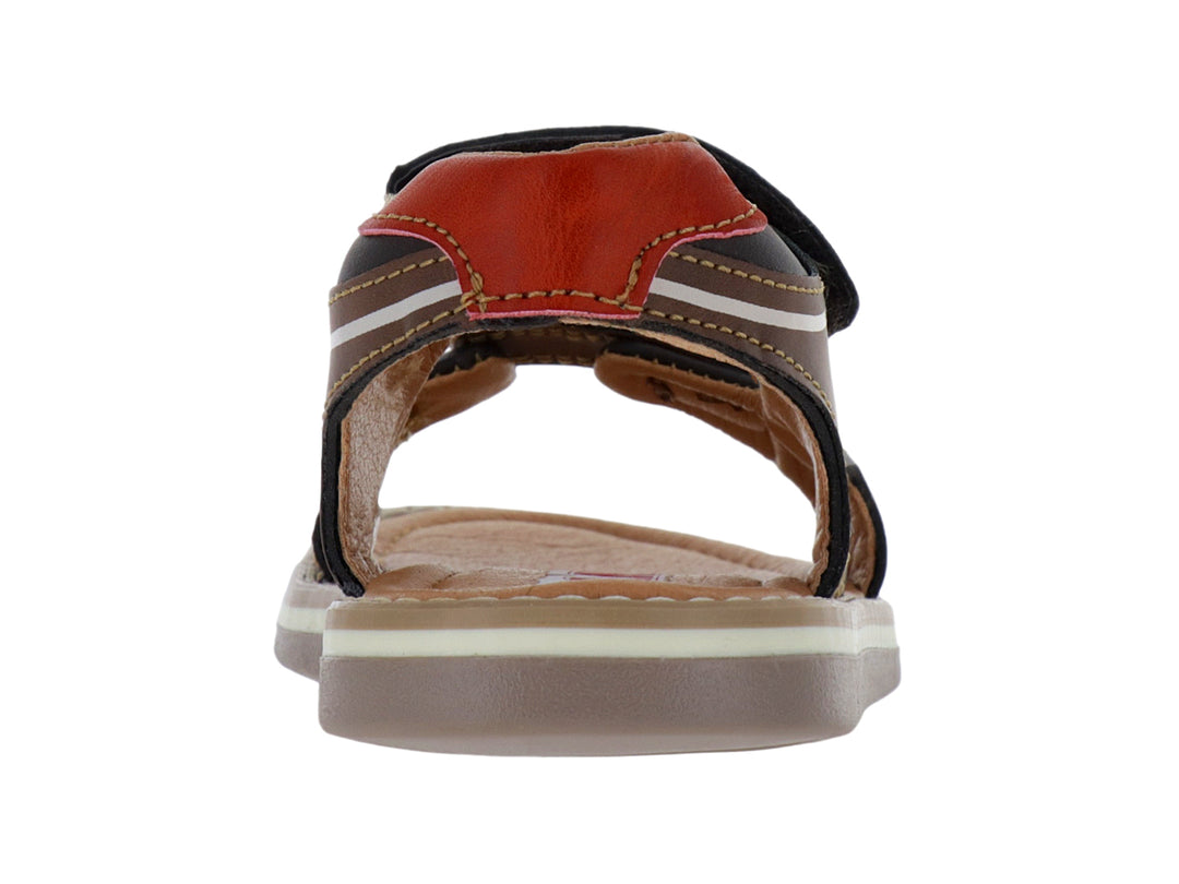 Sandalia color chocolate para niño con correas de velcro y suela blanca.