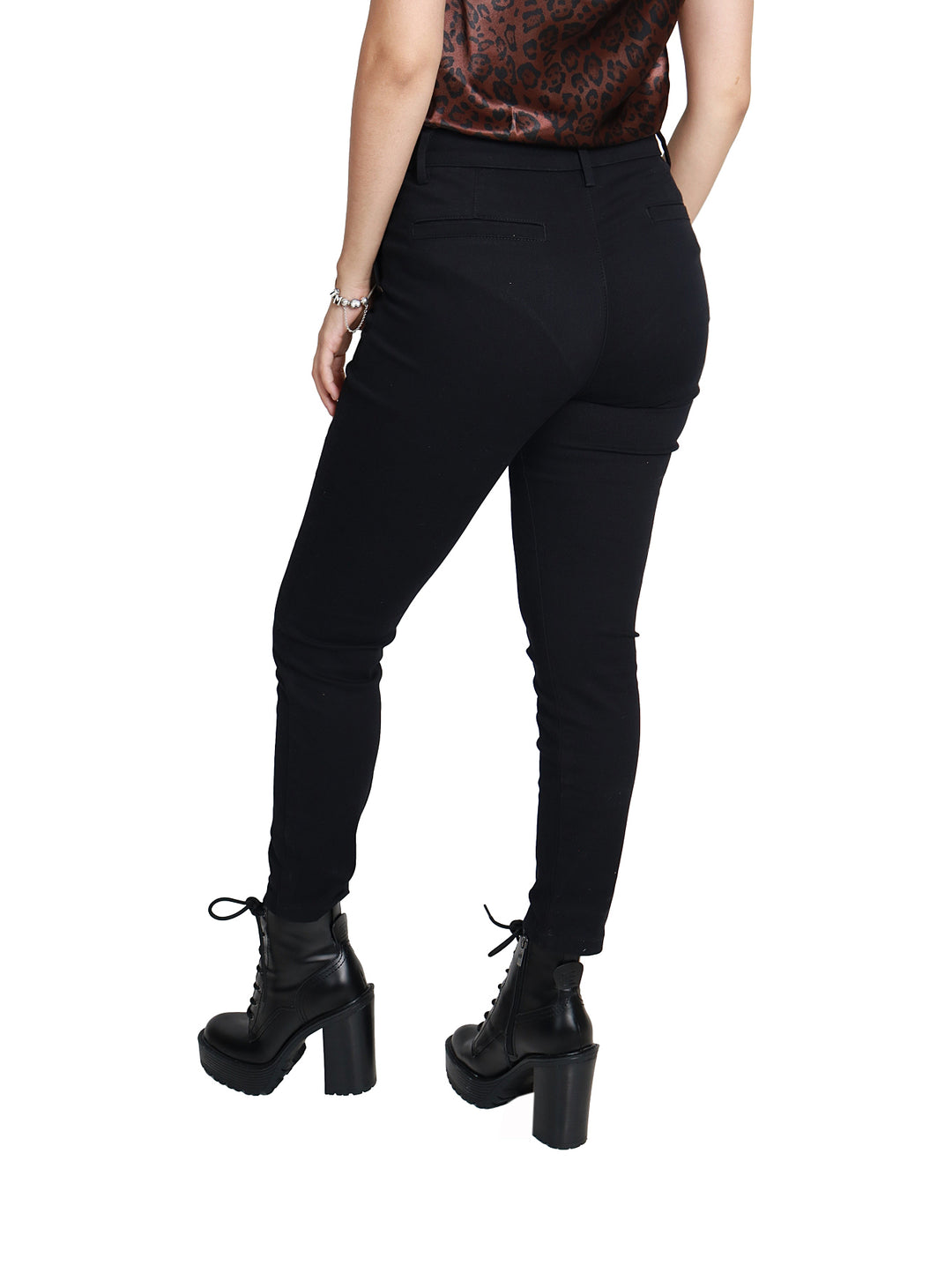 Pantalón Dockers Weekend Skinny Chino Negro para Mujer
