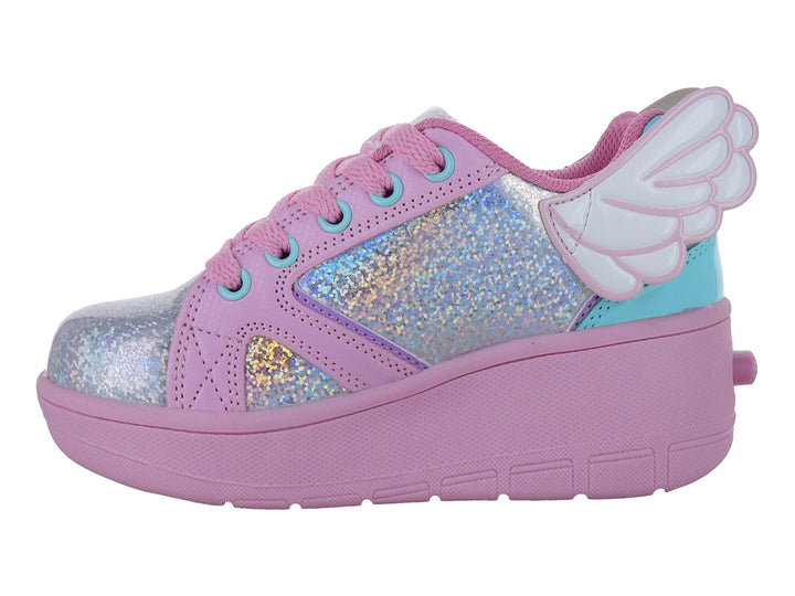 Tenis Heelys color rosa y plata con detalles de alas laterales, diseño de unicornio y suela de plataforma.