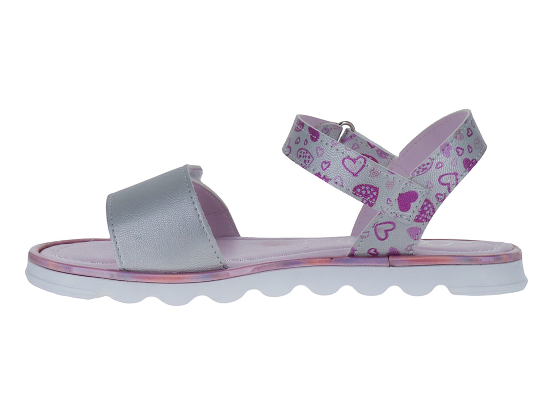 Sandalia para niña color lila con estampado de corazones rosas y suela blanca