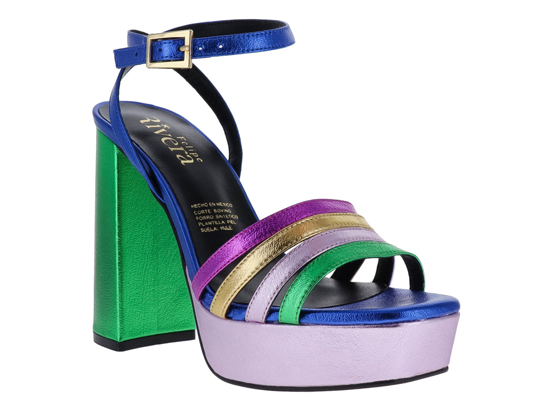 Sandalia de plataforma multicolor con tacón grueso y acabado metalizado.