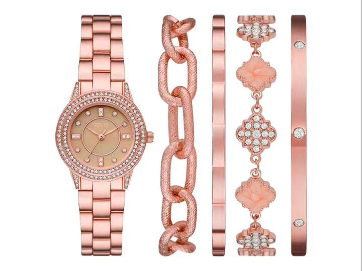 Set de 5 piezas para mujer en color oro rosa que incluye un reloj y cuatro pulseras decoradas con cristales.