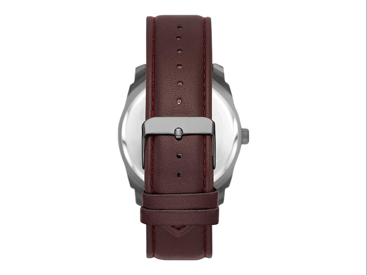Set de 5 piezas para hombre que incluye un reloj color café con correa de piel y cuatro pulseras coordinadas.
