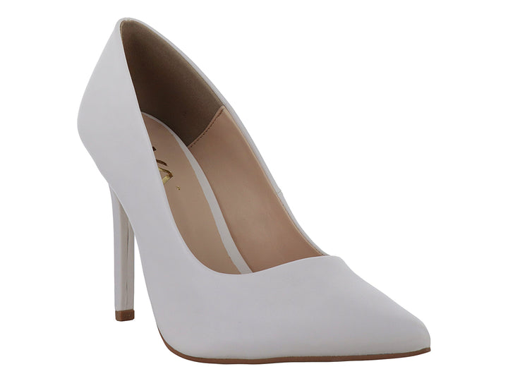 Zapato de tacón alto color blanco con acabado mate y punta redondeada para mujer.