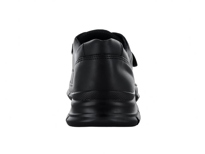 Zapato Merano color negro de cuero napa con cierre de velcro y suela robusta para hombre.