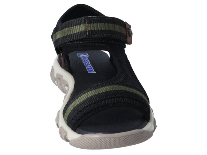 Sandalia deportiva para niño en color negro con detalles en verde oliva y suela beige.