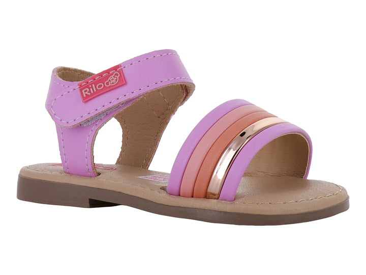 Sandalia plana para bebé en tonos rosa y morado con una tira dorada y correa ajustable.
