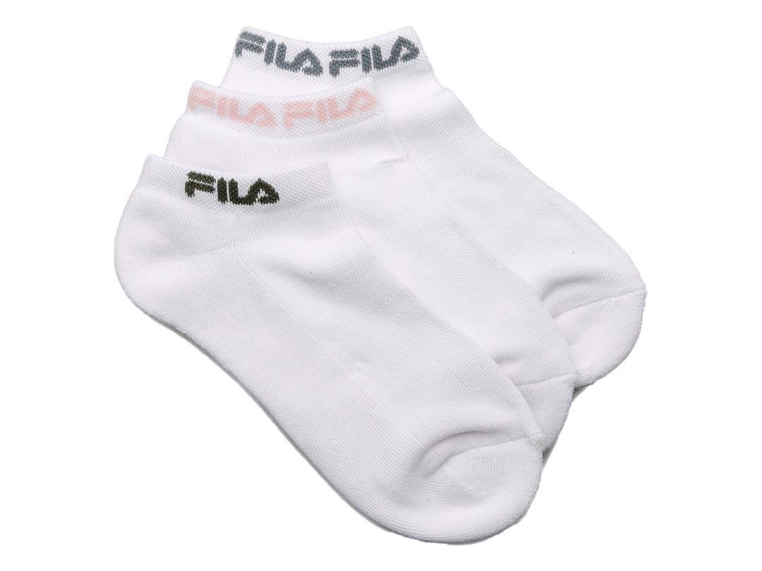Paquete de tres pares de calcetines blancos FILA con logos en colores contrastantes.