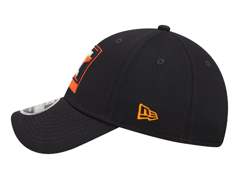 Gorra de béisbol New Era color azul marino con logo bordado de los Houston Astros en el frente.