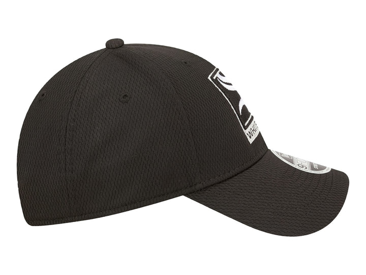 Gorra de béisbol New Era color negro con logo bordado de White Sox en blanco en el frente.