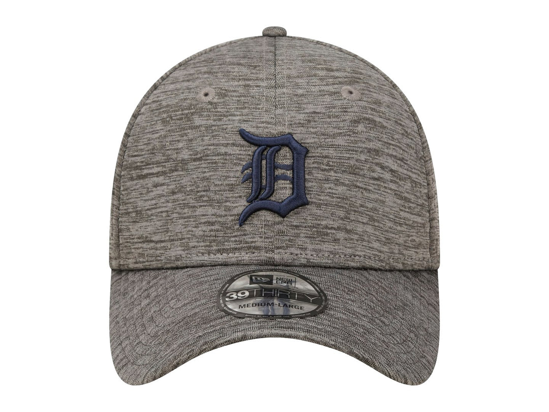 Gorra de béisbol New Era color gris jaspeado con logo bordado en azul marino al frente.
