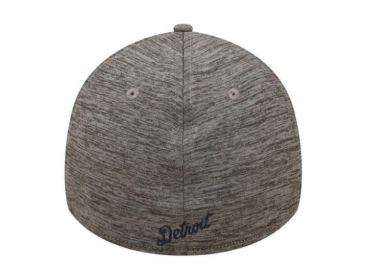 Gorra de béisbol New Era color gris jaspeado con logo bordado en azul marino al frente.