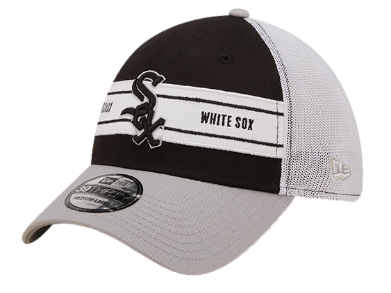 Gorra New Era de los Chicago White Sox en colores negro y gris con banda blanca frontal y malla trasera.